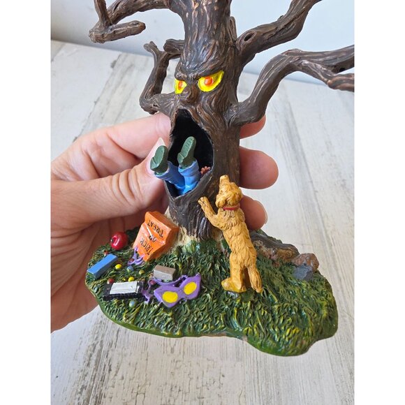 Lemax spooky Halloween tree trick-or-treater eater dog village accessory boy chi - Picture 7 of 9
